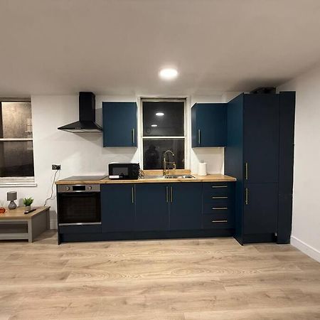 Modern 1 Bedroom - 5 Min Walk From Princess Street Eb1 Единбург Екстер'єр фото